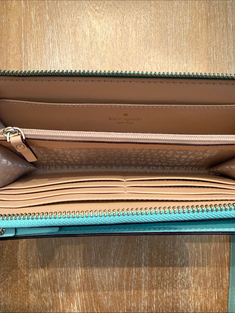 kate spade Mint Teal Leather Wristlet Wallet with Gold Logo - Picture 3 of 5